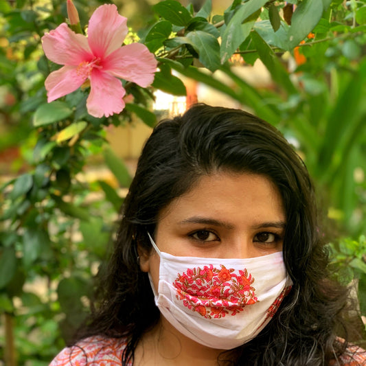 Urbanhand urban hand Comfortable Cotton Floral Mask Pink and White pattern man women covid pandemic safety maskup